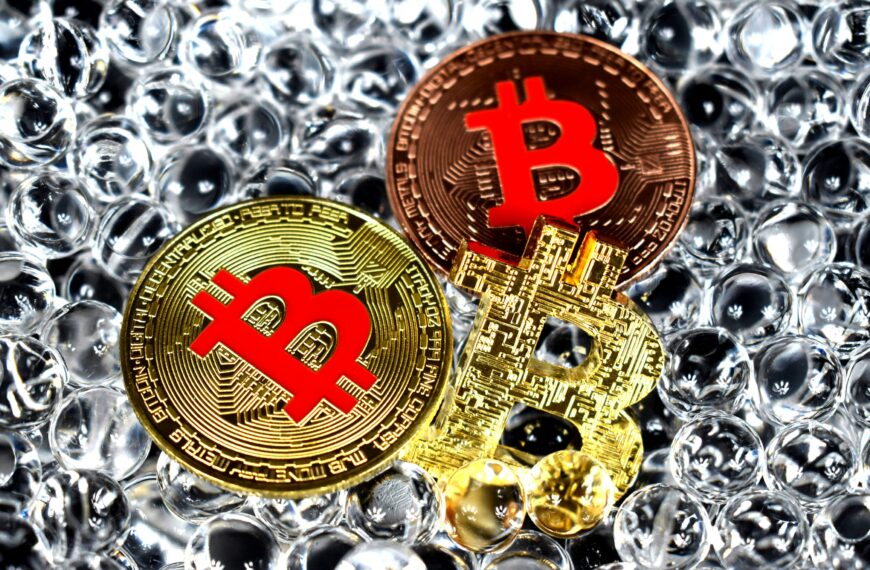 Bitcoin Long-Term Holder Selloffs Fail To Be Reabsorbed&hellip;