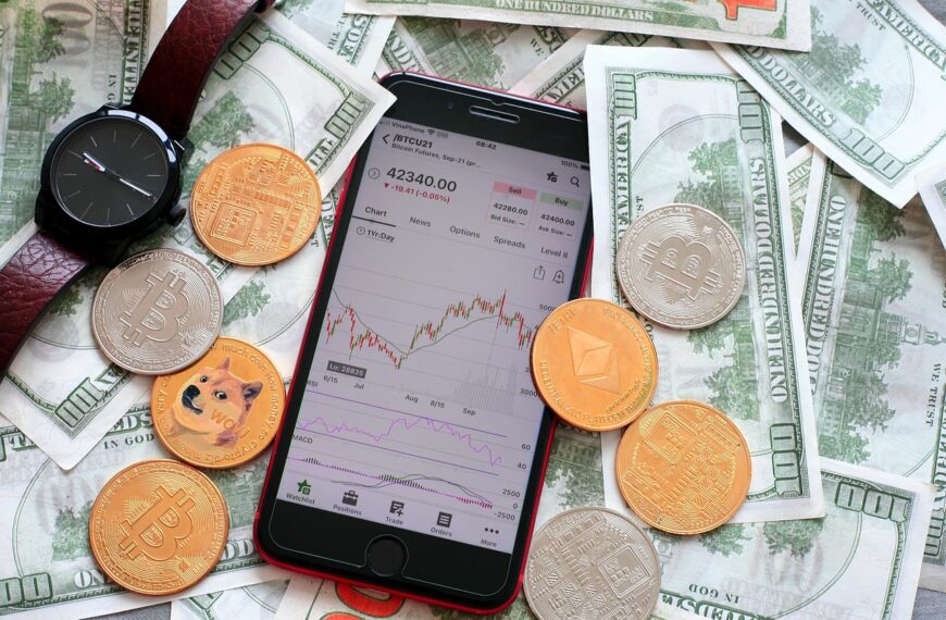 Altcoins Are Not Dead? Analyst Says That ‘The…