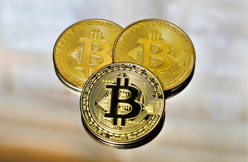 Bitcoin On-Chain Data Identifies Unusual Market Cap Behavior