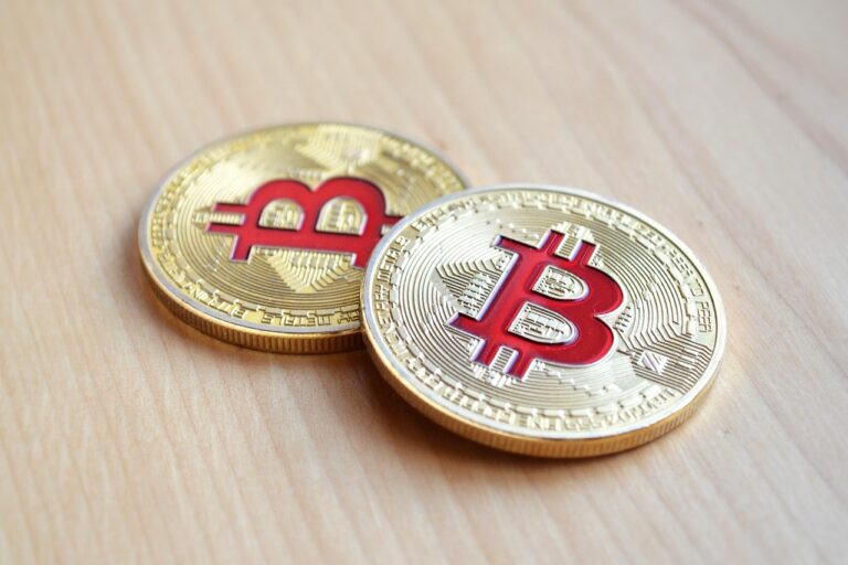 Pundit Says It’s Time To Sell All Your BTC